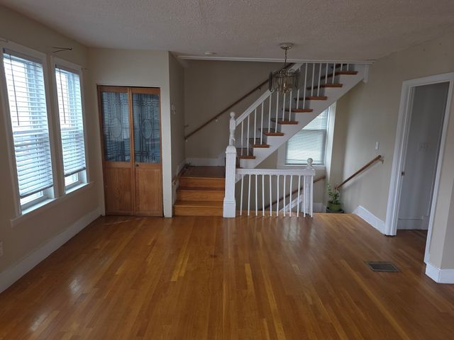 120 Woodrow Ave, Boston, MA 02124
