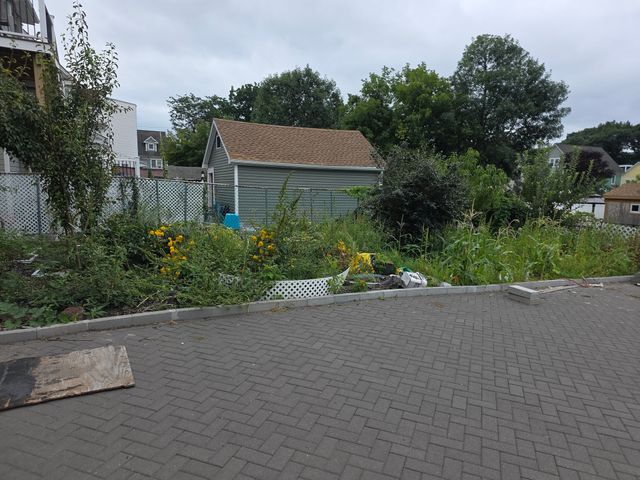 120 Woodrow Ave, Boston, MA 02124