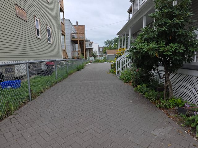 120 Woodrow Ave, Boston, MA 02124