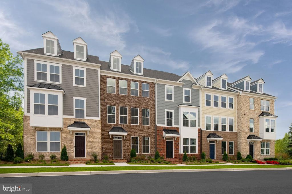 6621 GREENLEIGH AVE, Middle River, MD 21220