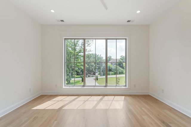 4035 Sneed Rd, Nashville, TN 37215