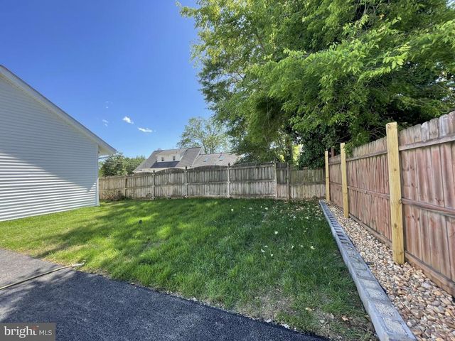 309 PROGRESS ST, Fredericksburg, VA 22401