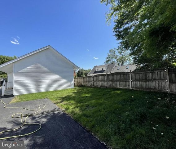 309 PROGRESS ST, Fredericksburg, VA 22401