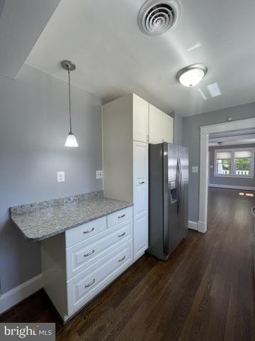 309 PROGRESS ST, Fredericksburg, VA 22401