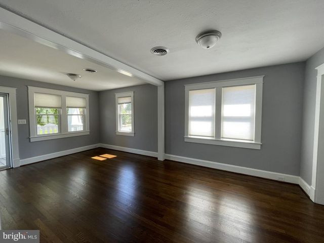 309 PROGRESS ST, Fredericksburg, VA 22401