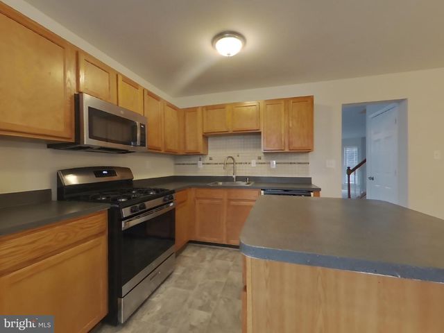 10721 ESPRIT PL, White Plains, MD 20695