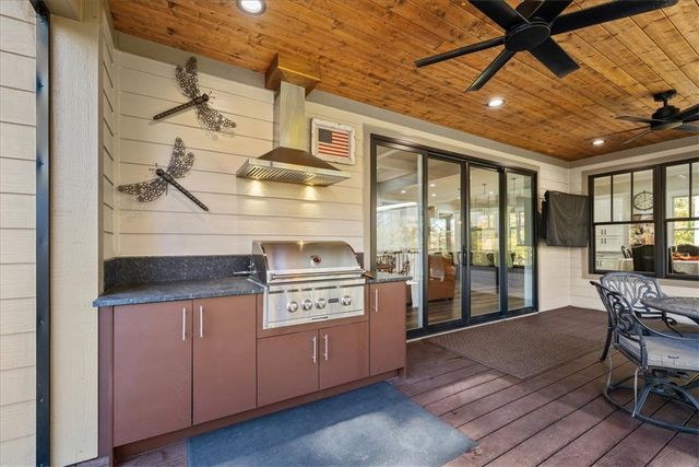 338 Long Cove Trail, Salem, SC 29676