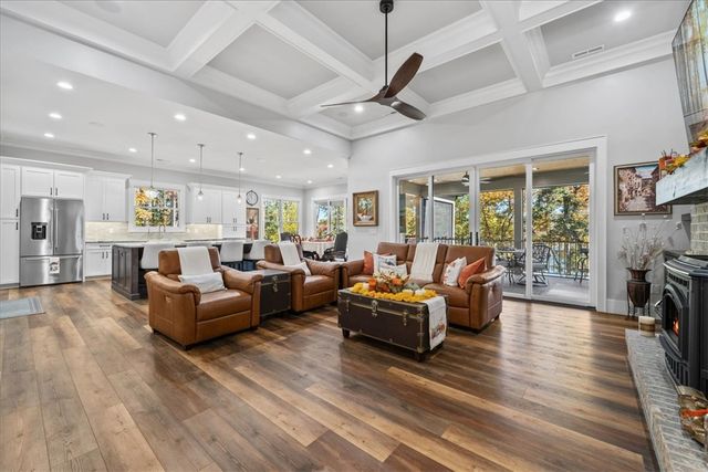 338 Long Cove Trail, Salem, SC 29676