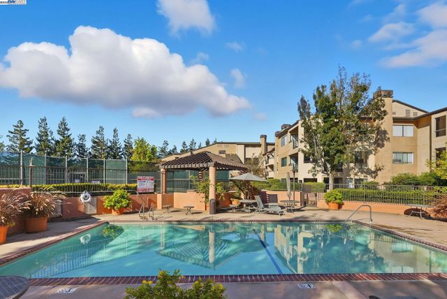 39149 Guardino Dr 247, Fremont, CA 94538