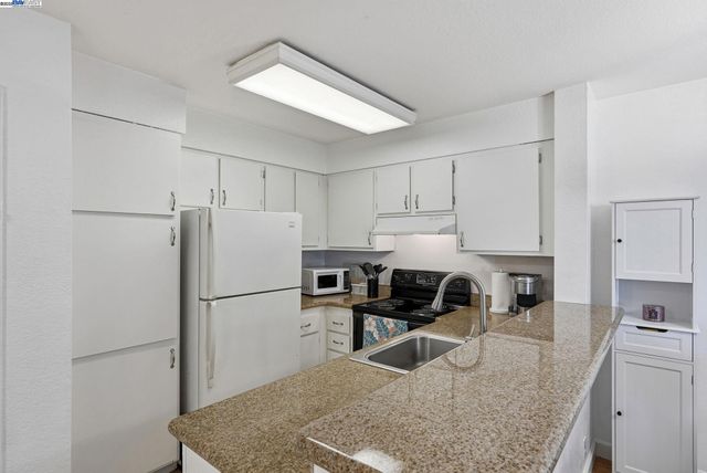 39149 Guardino Dr 247, Fremont, CA 94538