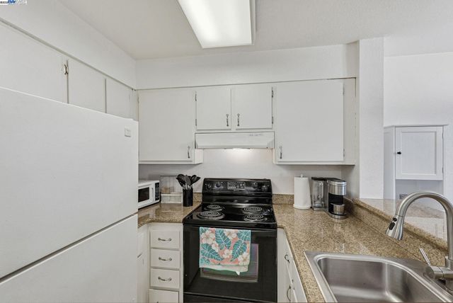 39149 Guardino Dr 247, Fremont, CA 94538