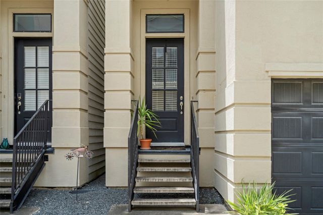 2609 Riverside Drive E, Houston, TX 77004
