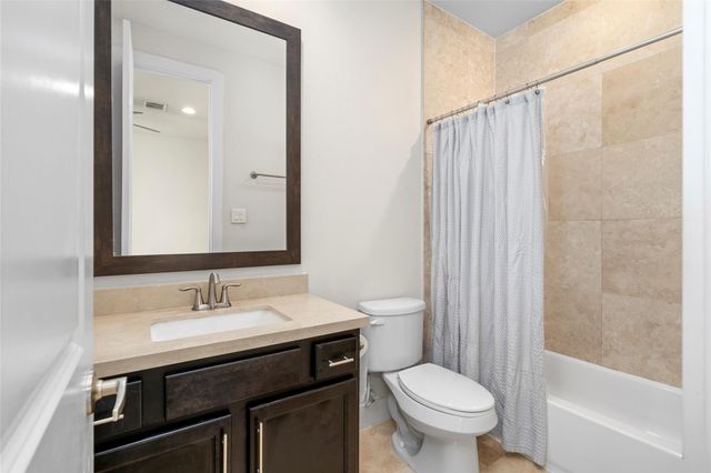 2609 Riverside Drive E, Houston, TX 77004