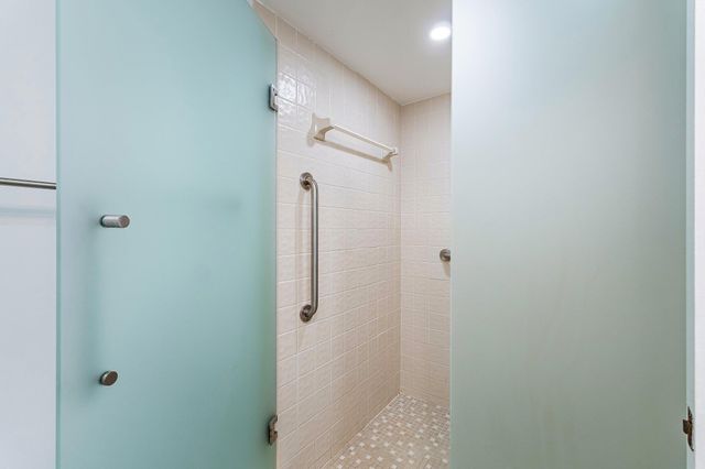 128 Brackenwood Road 128, Palm Beach Gardens, FL 33418