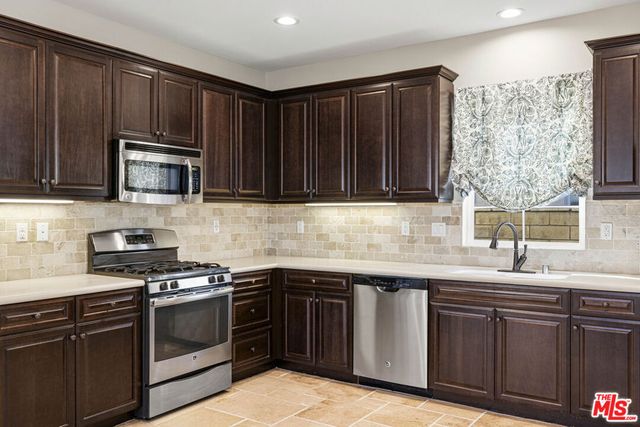 21789 Propello Drive, Santa Clarita, CA 91350