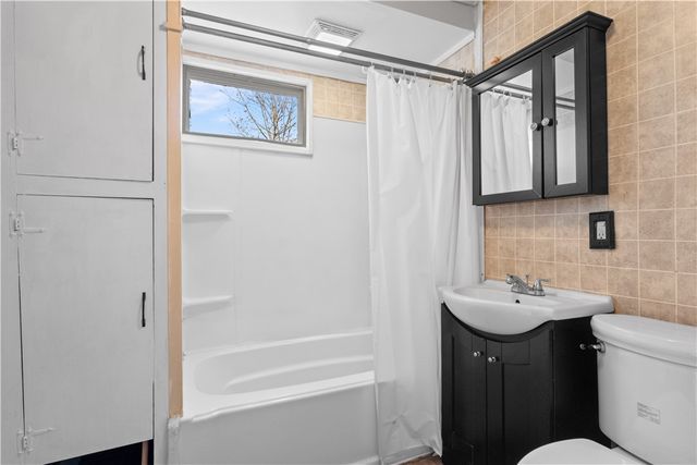 147 Warwick Street, Woonsocket, RI 02895