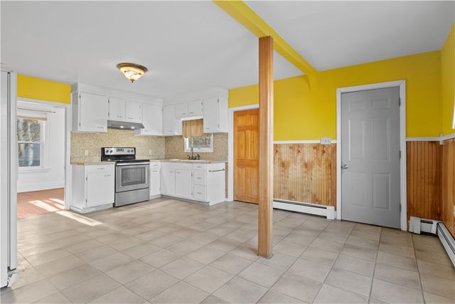 147 Warwick Street, Woonsocket, RI 02895