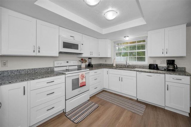817 RIVERSIDE DRIVE, Tarpon Springs, FL 34689