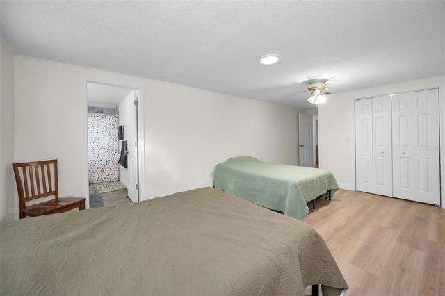 817 RIVERSIDE DRIVE, Tarpon Springs, FL 34689