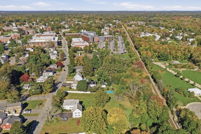 170 Park Ave, Bridgewater, MA 02324