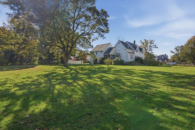 170 Park Ave, Bridgewater, MA 02324