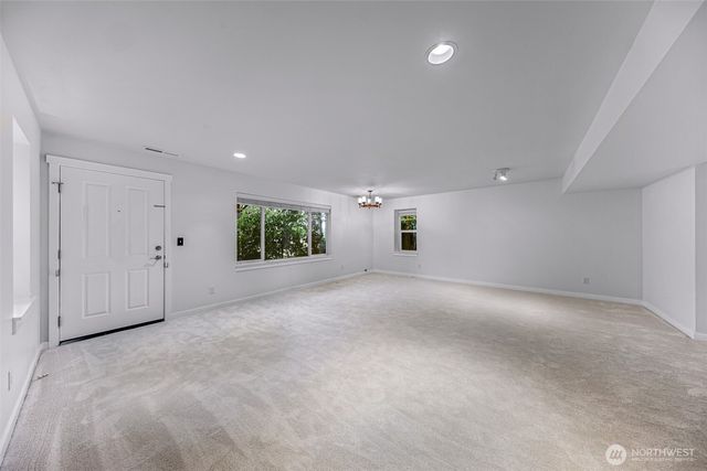 1757 9th Court NE, Issaquah, WA 98029