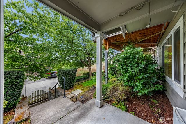 1757 9th Court NE, Issaquah, WA 98029