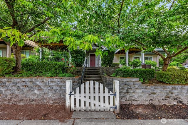 1757 9th Court NE, Issaquah, WA 98029