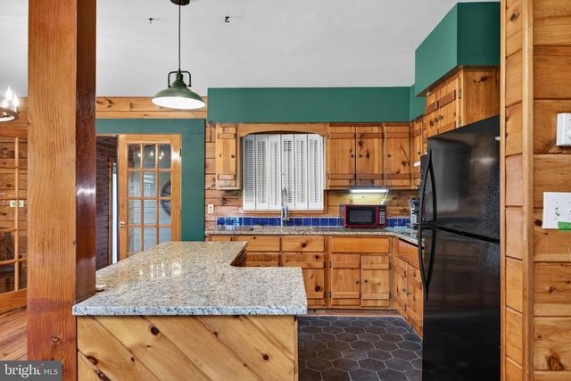 13016 BELLE MEADE LN, Markham, VA 22643