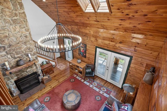 13016 BELLE MEADE LN, Markham, VA 22643
