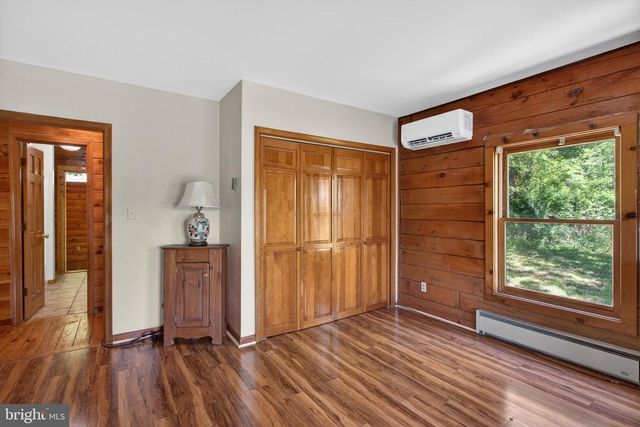 13016 BELLE MEADE LN, Markham, VA 22643