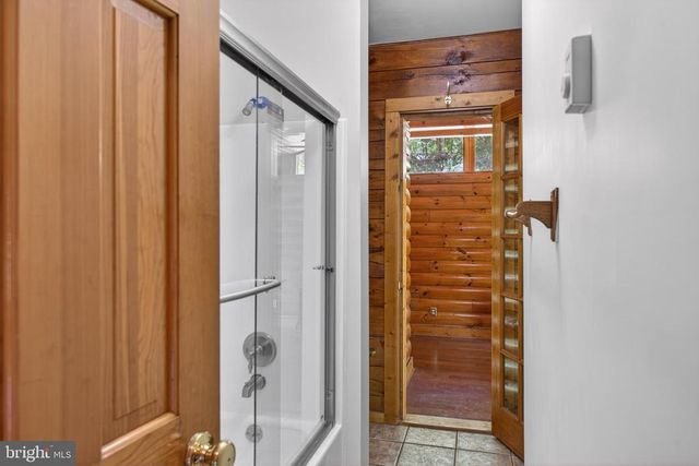 13016 BELLE MEADE LN, Markham, VA 22643