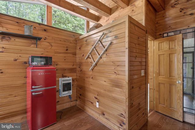 13016 BELLE MEADE LN, Markham, VA 22643