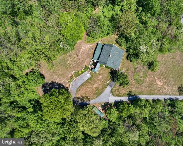 13016 BELLE MEADE LN, Markham, VA 22643