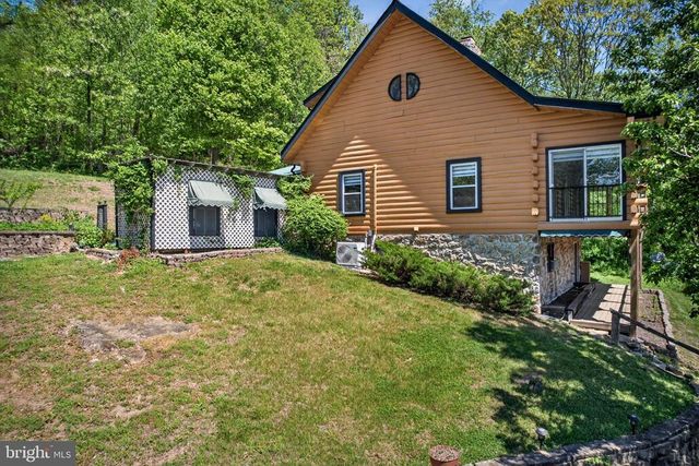 13016 BELLE MEADE LN, Markham, VA 22643