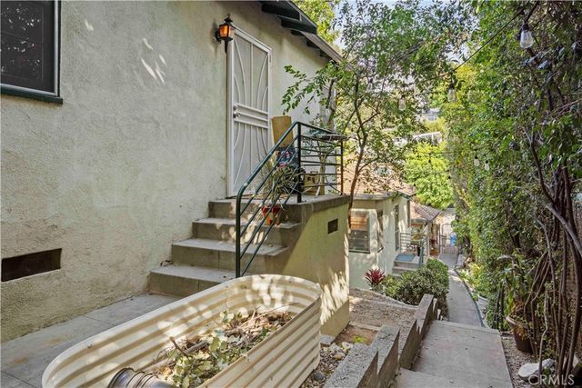 2051 Lake Shore, Los Angeles, CA 90039