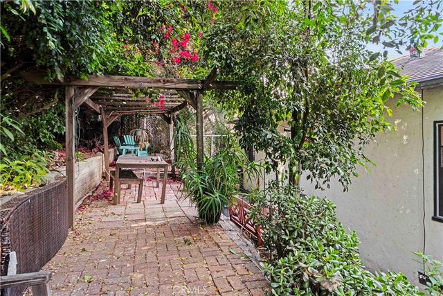 2051 Lake Shore, Los Angeles, CA 90039