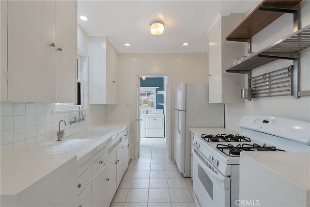 2051 Lake Shore, Los Angeles, CA 90039
