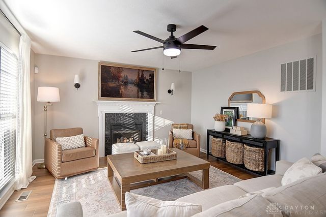 1387 Kelly Marie Court, Miamisburg, OH 45342