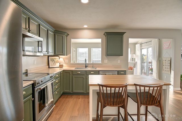 1387 Kelly Marie Court, Miamisburg, OH 45342