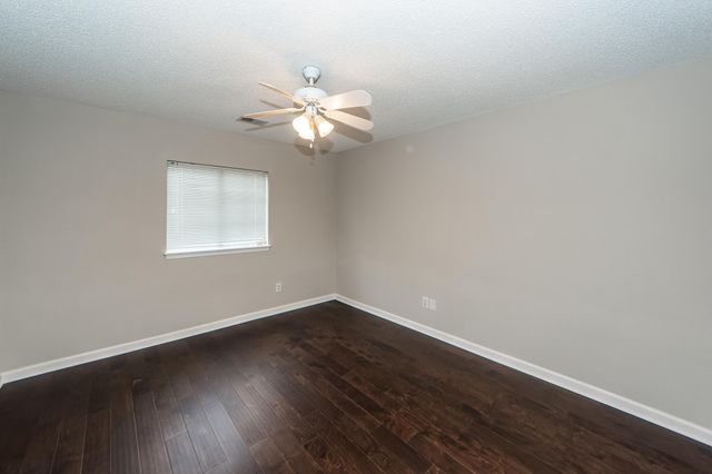 8054 Old Hazelwood Road, North Charleston, SC 29406