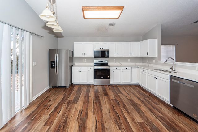 8054 Old Hazelwood Road, North Charleston, SC 29406