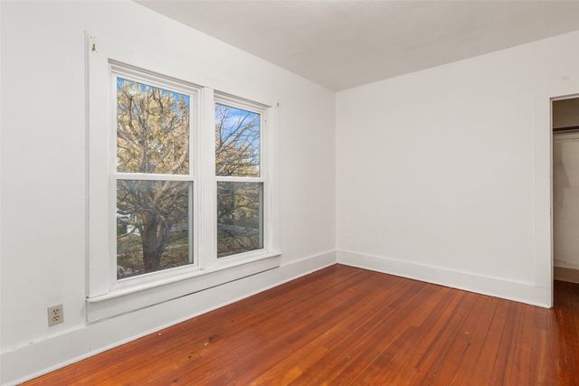 826 Duff Avenue, Ames, IA 50010