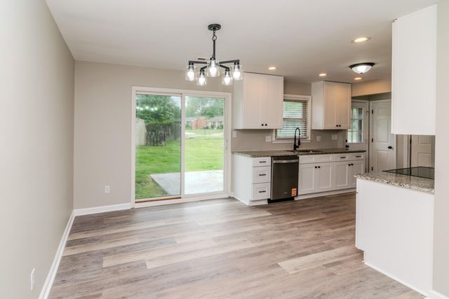 826 Mildred Street, Versailles, KY 40383