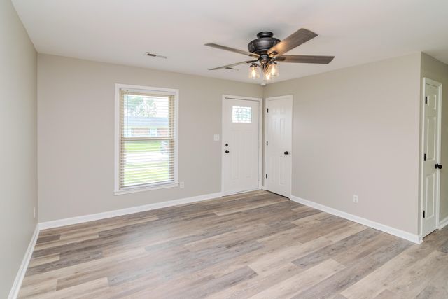 826 Mildred Street, Versailles, KY 40383