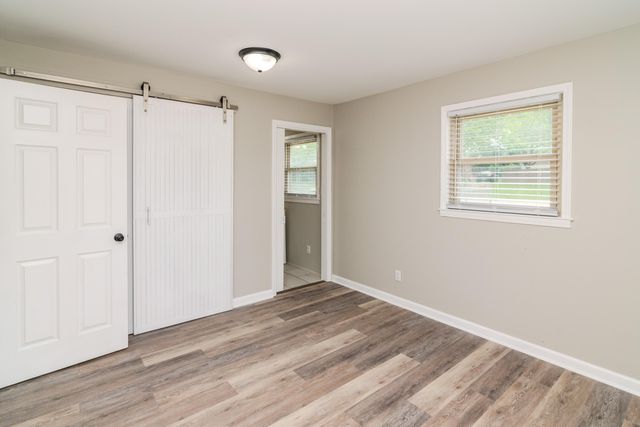 826 Mildred Street, Versailles, KY 40383