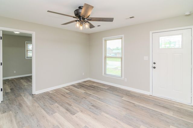 826 Mildred Street, Versailles, KY 40383