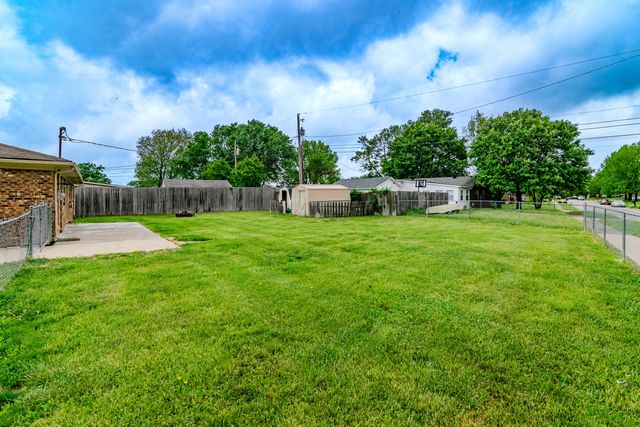 826 Mildred Street, Versailles, KY 40383