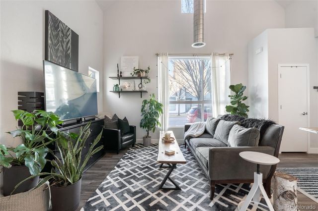 1075 Depew Street, Lakewood, CO 80214