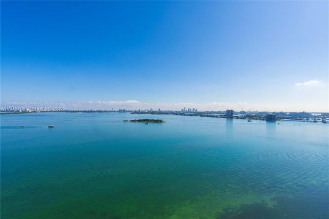 700 NE 25th St 2002, Miami, FL 33137